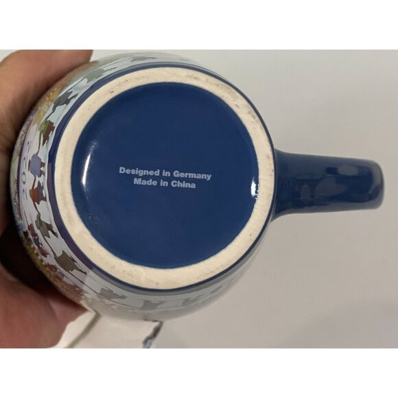 Christkindlmarket 2022 Mug Blue With Snowflakes & Cityscape Design Ceramic - Picture 6 of 8